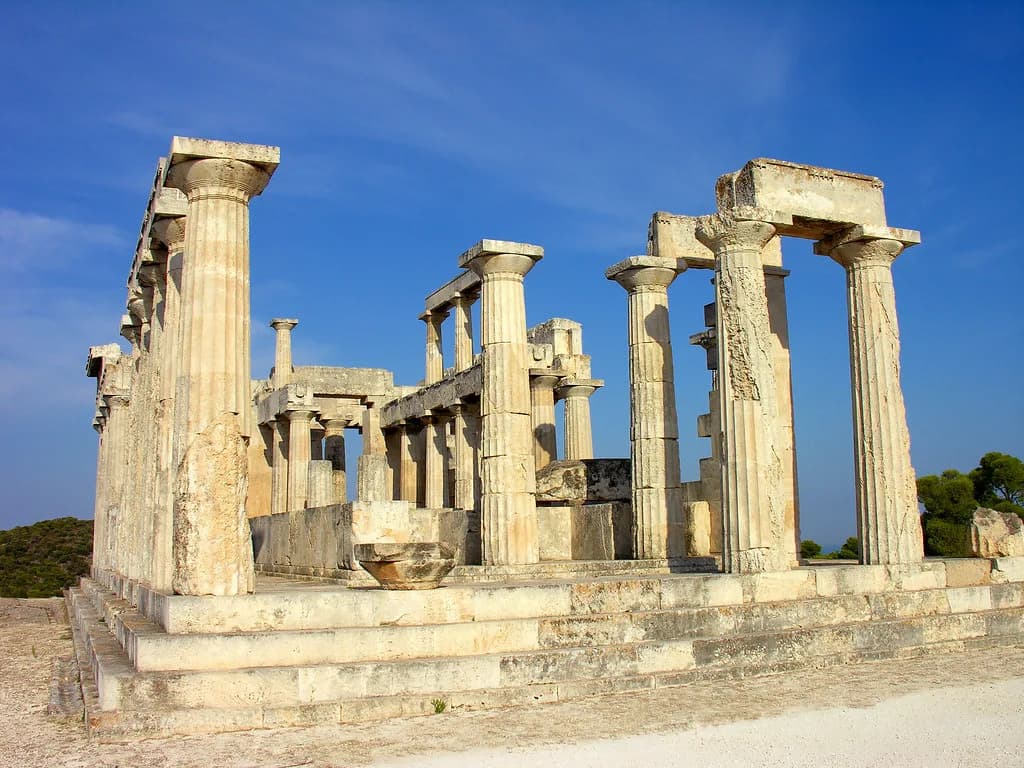 Ancient Sites in Greece: A Practical Guide to the Main Ruins