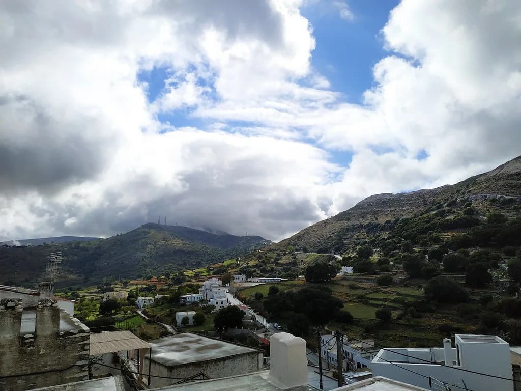 Apiranthos Naxos Guide: Marble Village Sights and Food