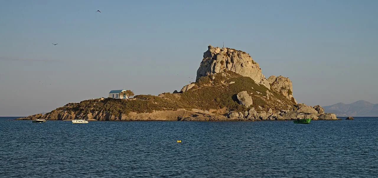 Elopement Greece: Choose Islands, Ceremony Types & Paperwork