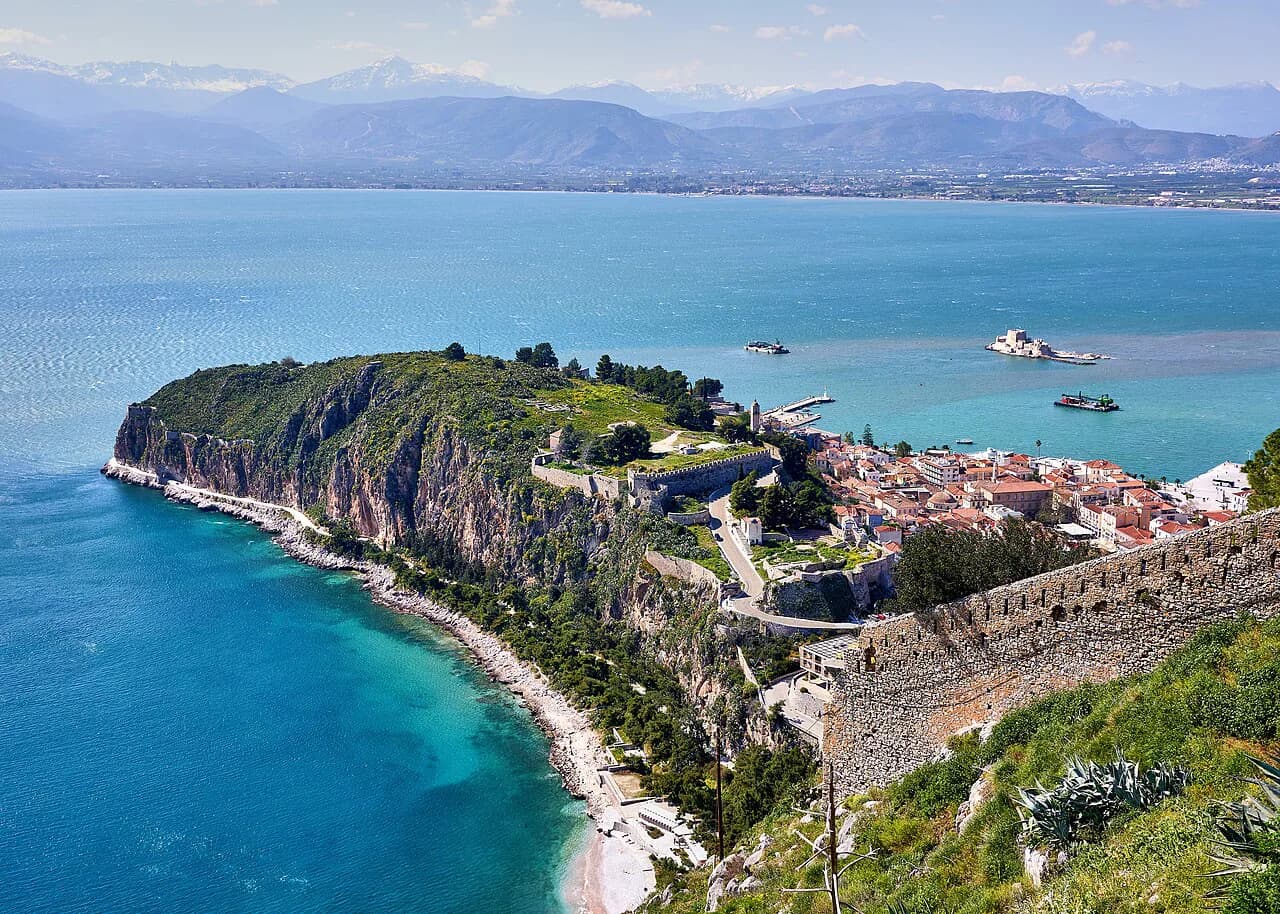 Nafplio Neighborhoods: 4 Area Guides