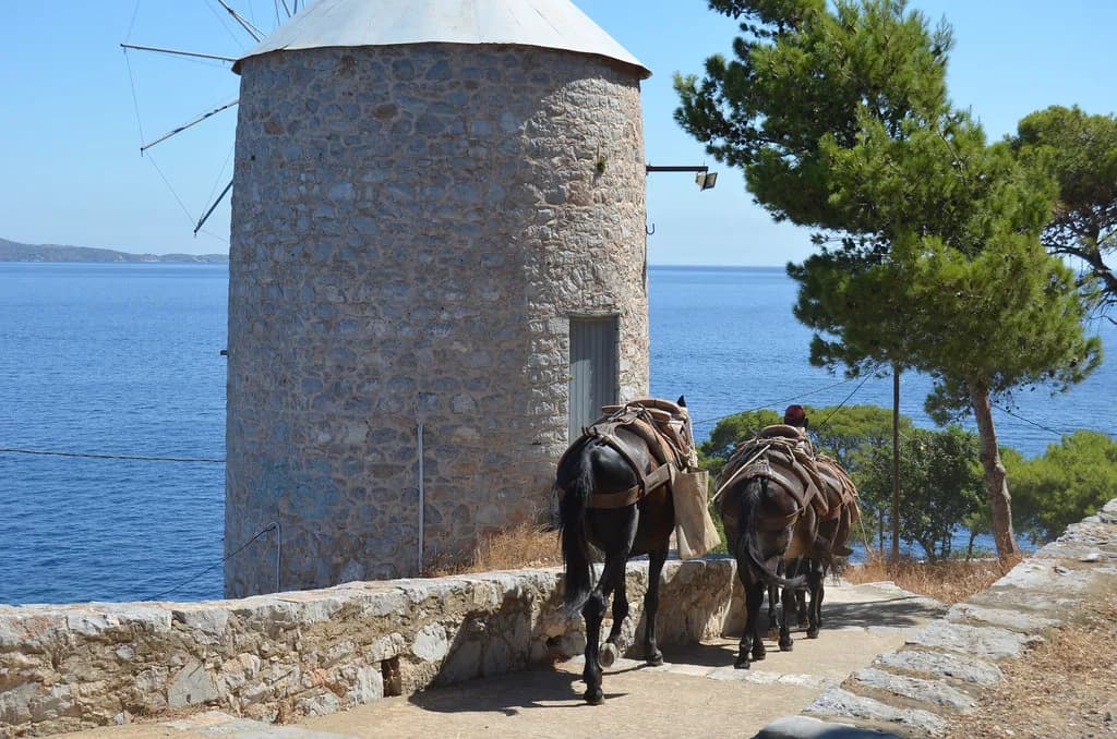 Kiafa, Hydra: Guide to Hydra Town's Upper Old Quarter