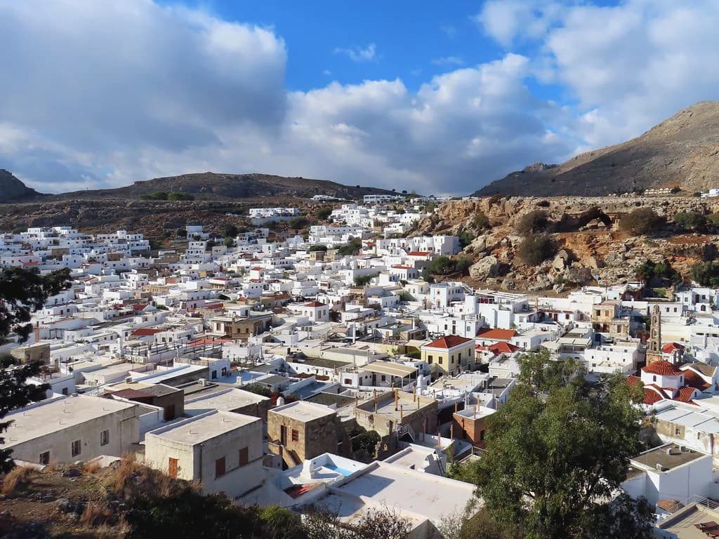 Lindos Rhodes Guide: Acropolis, Beaches & Where to Eat
