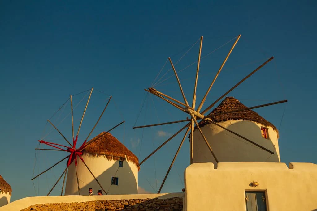 Mykonos Food Tour: How to Choose One in Mykonos Town
