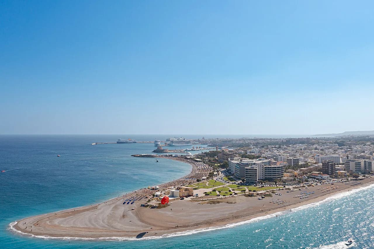 Rhodes New Town: What's There, Where to Eat, Stay & Walk