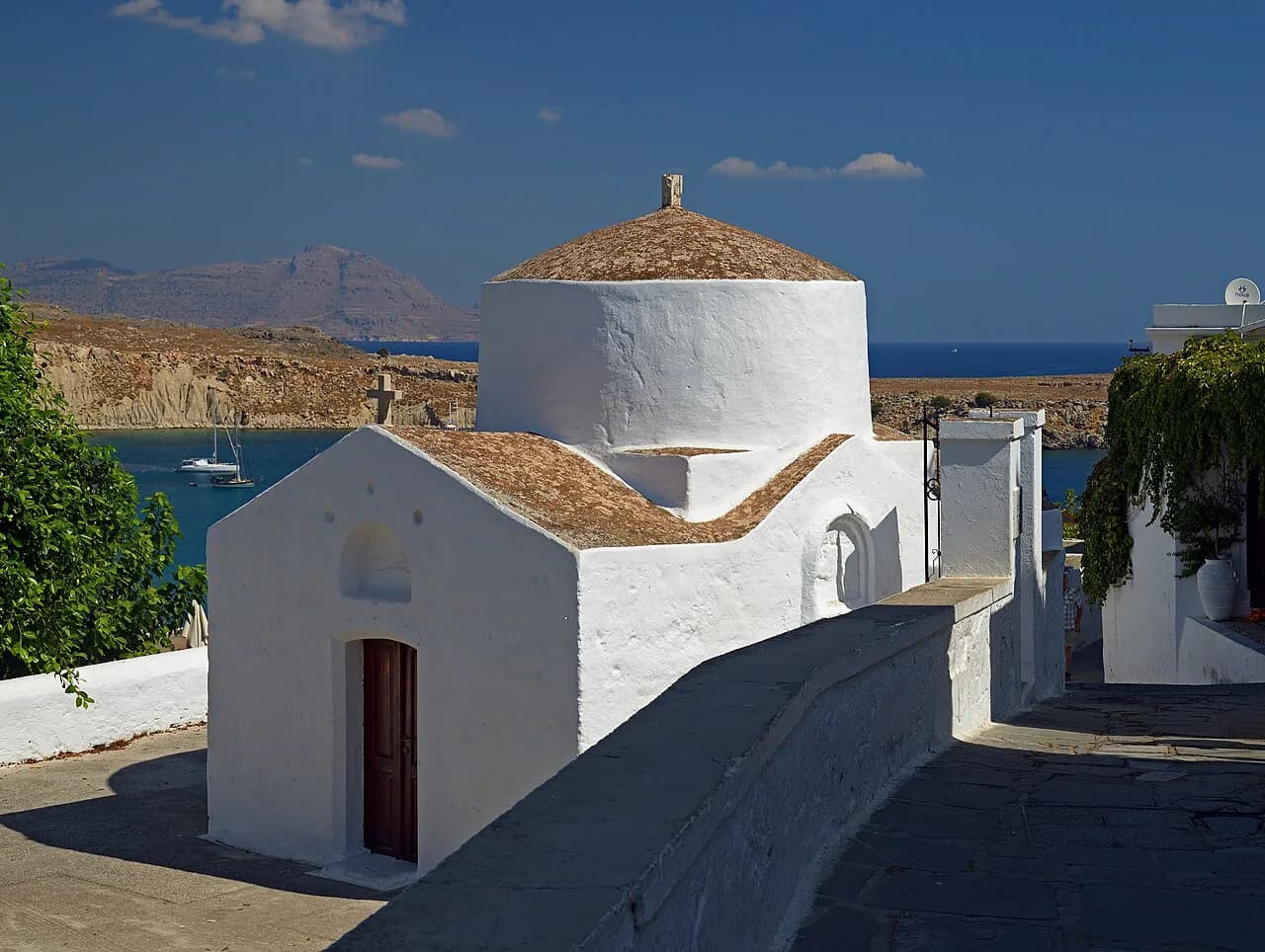 Rhodes Wedding Guide: Civil Ceremony, Lindos & Venue Choices