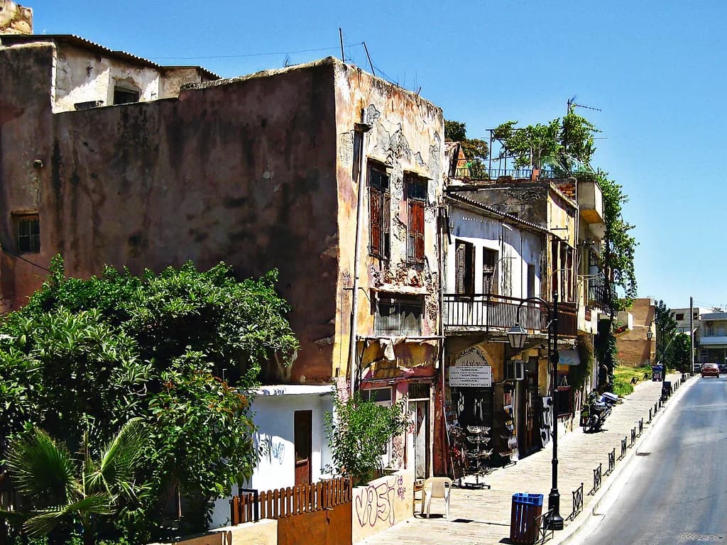 Shopping in Chania: Chania Old Town Crafts & Leather Street