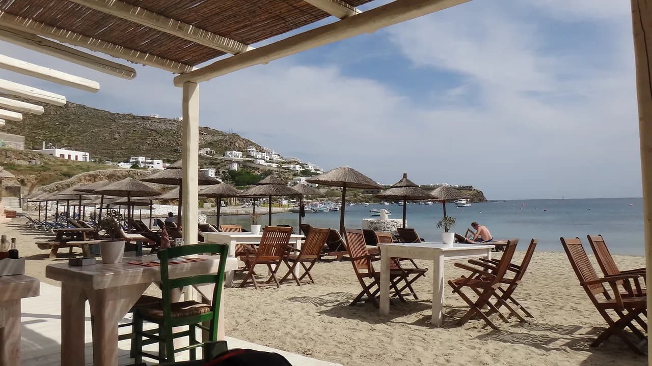 What to Eat in Mykonos: Local Dishes and Tavernas
