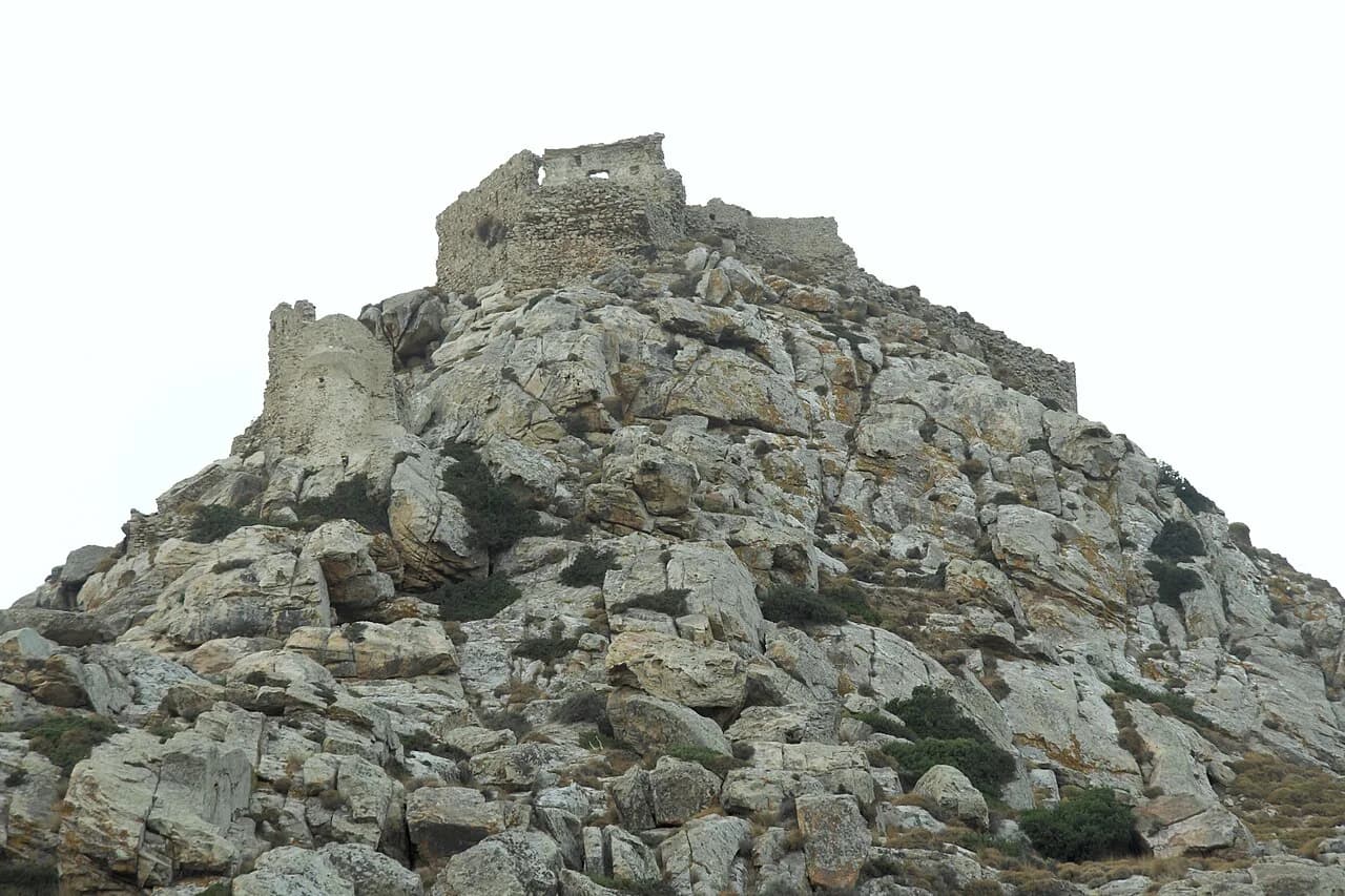 Naxos History: Marble, Portara & Kastro Visitor Guide