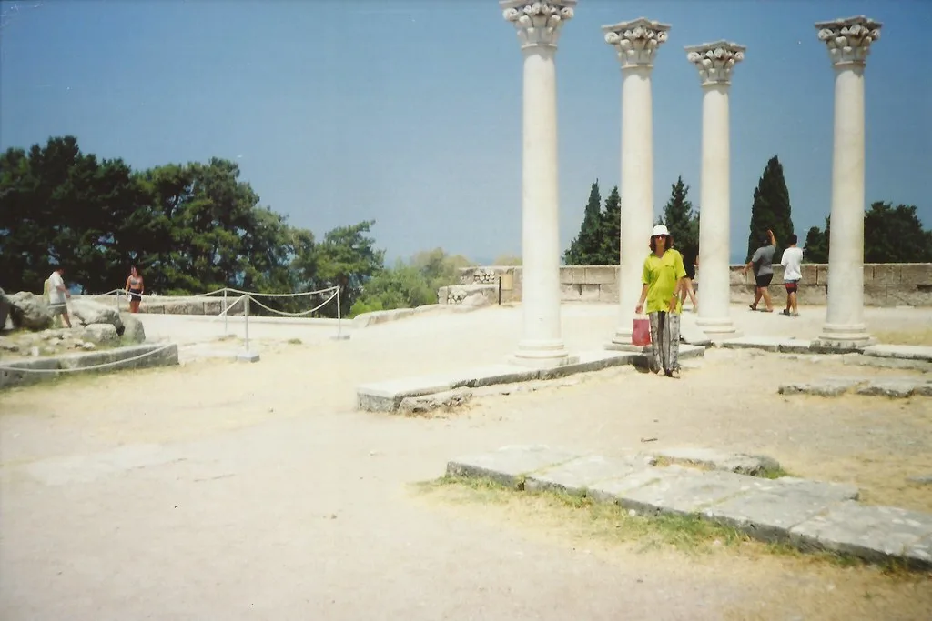 Venue view: the Asklepion archaeological site on Kos Resized and converted to WebP.