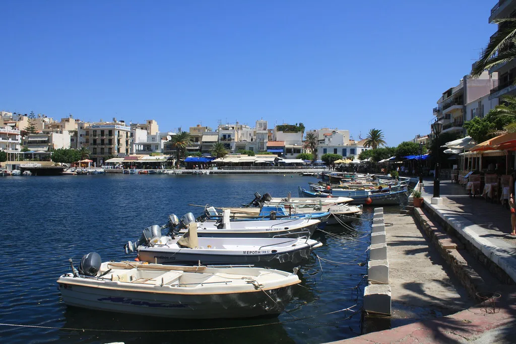 Agios Nikolaos lake