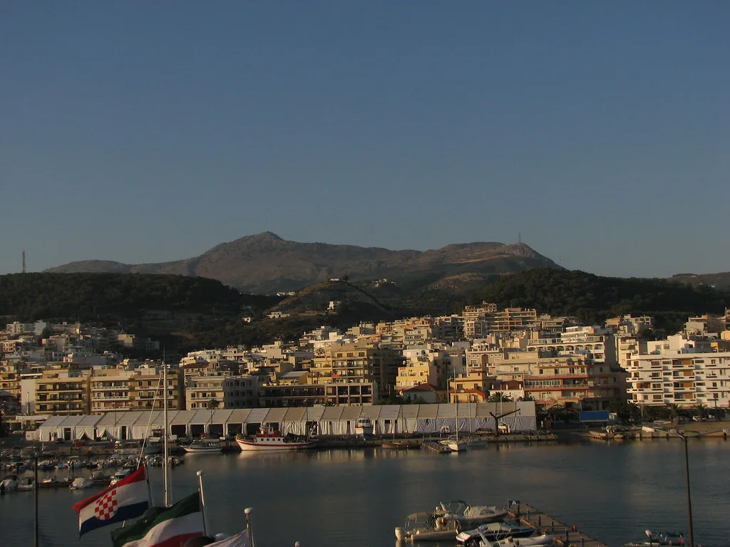 Heraklion, Santorini