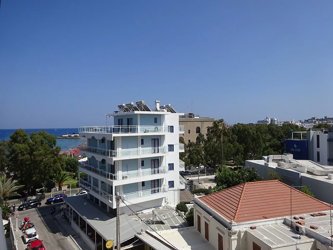 Amalia Sea Hotel at Junction of Odos Pserimou and Odos Ko Rhodes 4 August