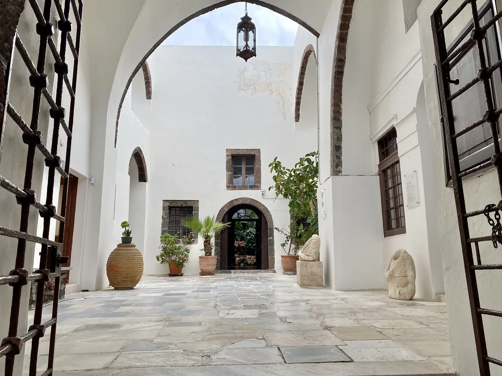 Gyzi Megaron, Thera, Greece