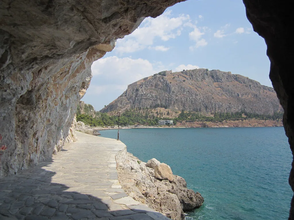 Walkway Nafplio Yacht club to Arvanitia Beach
