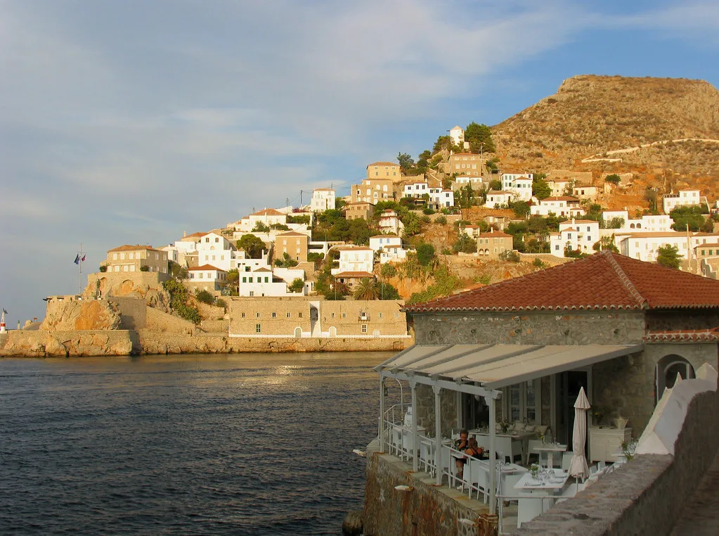 Hydra town