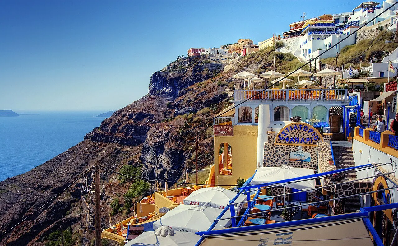 Taverna, Santorini
