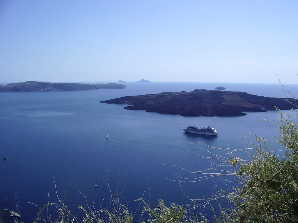 Santorini harbour