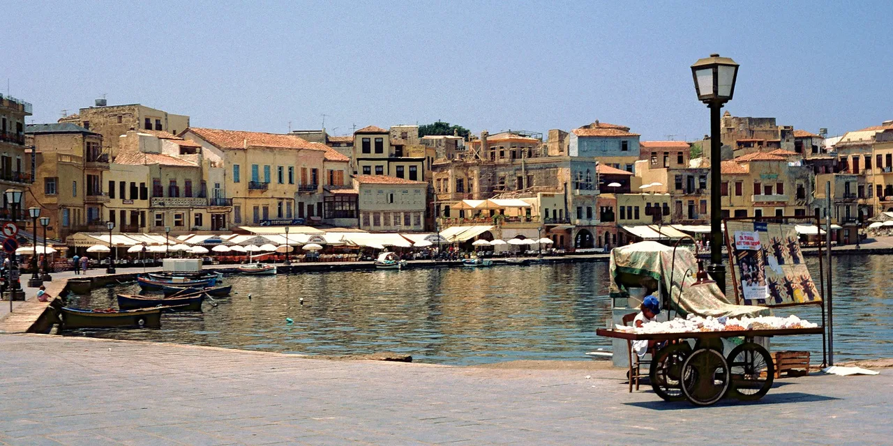 Destination view: Chania, Greece. Resized and converted to WebP.